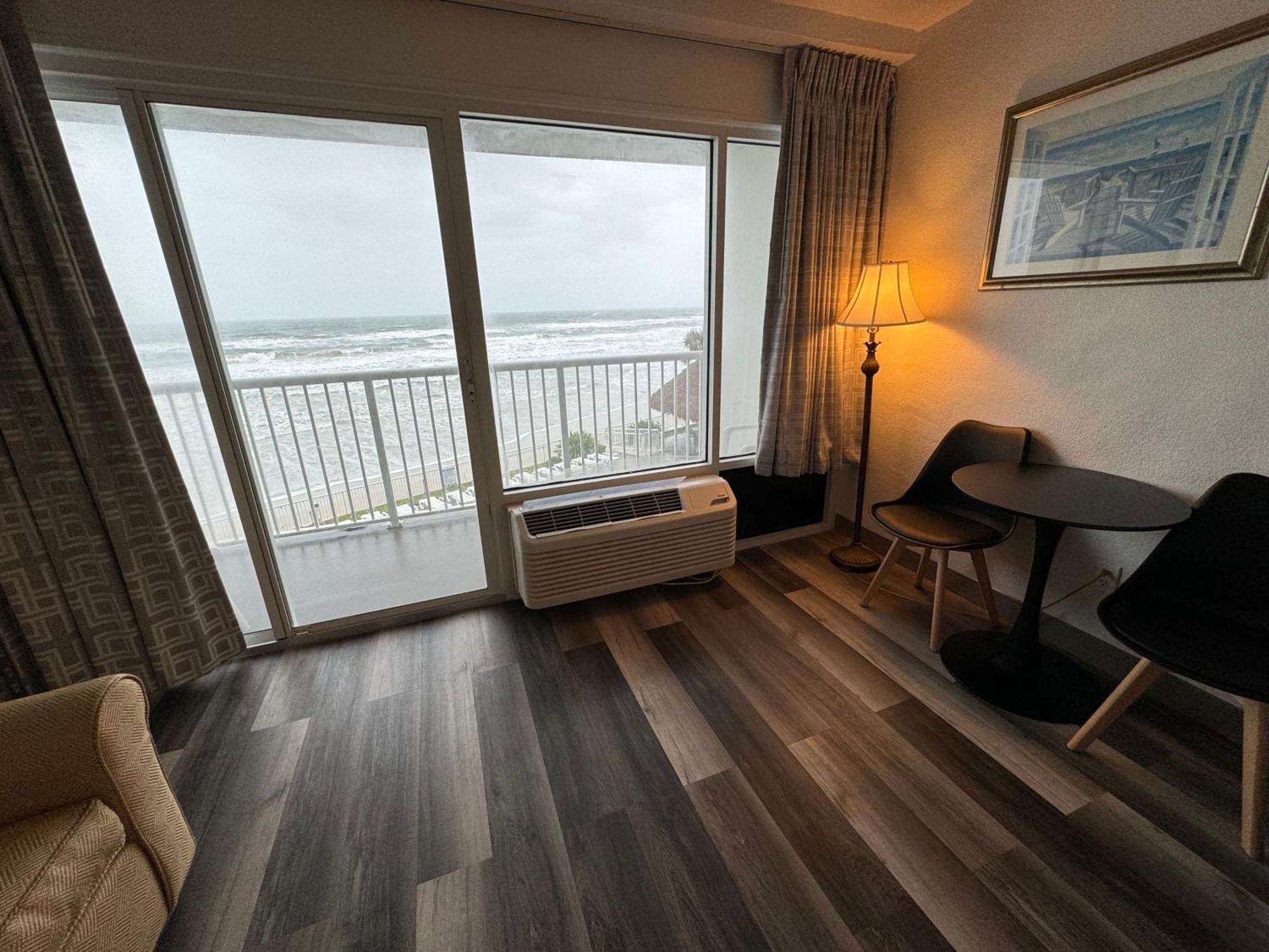 Emerald Shores Hotel - Дейтона-Бич Экстерьер фото
